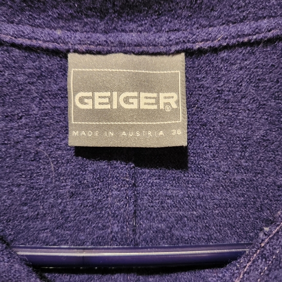 GEIGER Boiled Wool Coat Made in AUSTRIA Button Front Pockets Size 36 DEEP PURPLE - Picture 5 of 7